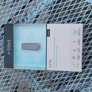 FITBIT ONE 2015 Wireless Activity Sleep Tracker FB103BK Black w/ Defect